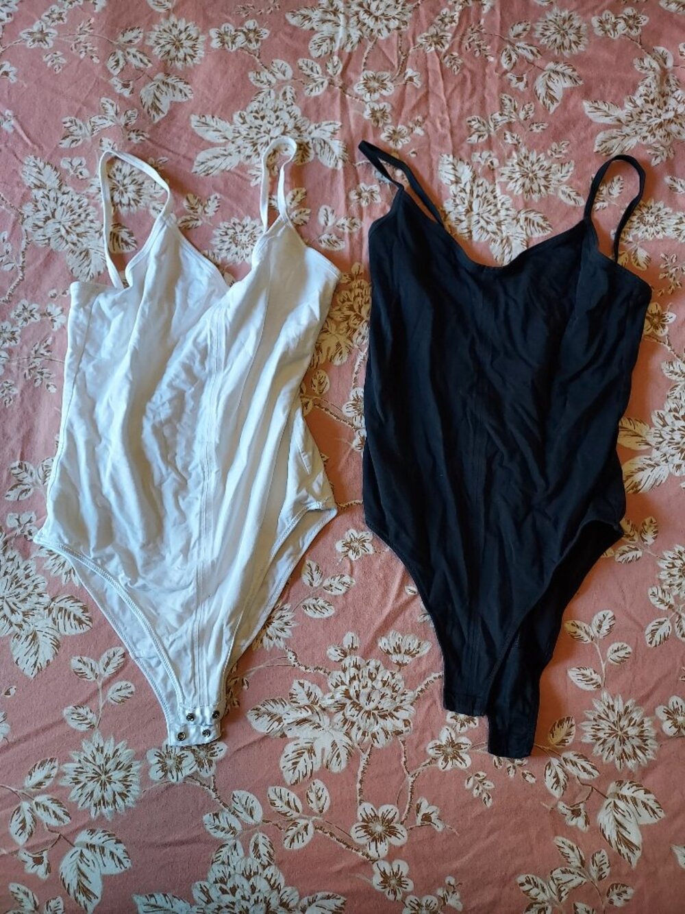 Everlane bodysuits, size small